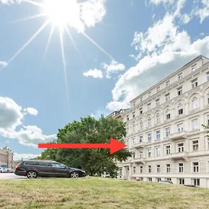 https://helen-homestay-50m-from-wenceslas-square.praguehotelsweb.com
