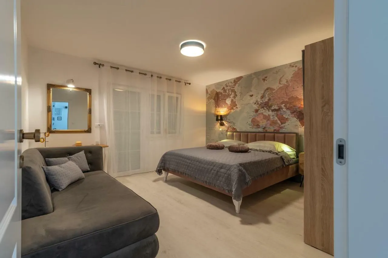 Apartment Aron Trogir